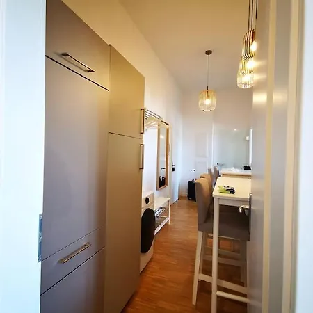 Sc 07 By Rockchair Apartments L Superhost Status L 2,5 Bedrooms Boxspringbeds Balcony Elevator Welcomes You! Berlino Esterno foto