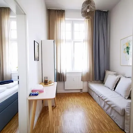 Sc 07 By Rockchair Apartments L Superhost Status L 2,5 Bedrooms Boxspringbeds Balcony Elevator Welcomes You! Berlino Esterno foto