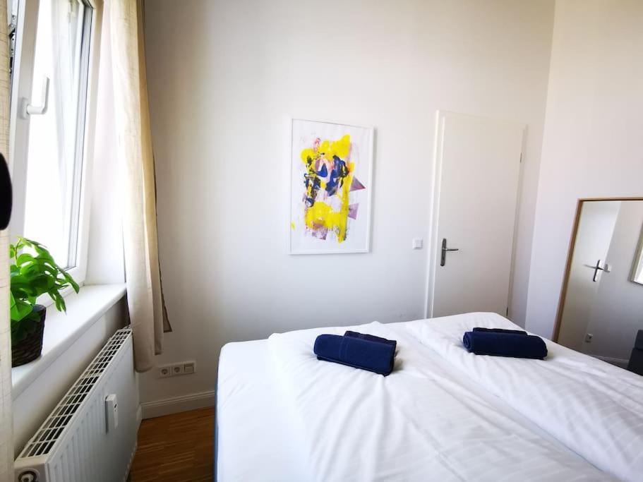 Sc 07 By Rockchair L Superhost Status L 2,5 Bedrooms Boxspringbeds Balcony Elevator Welcomes You! Berlin